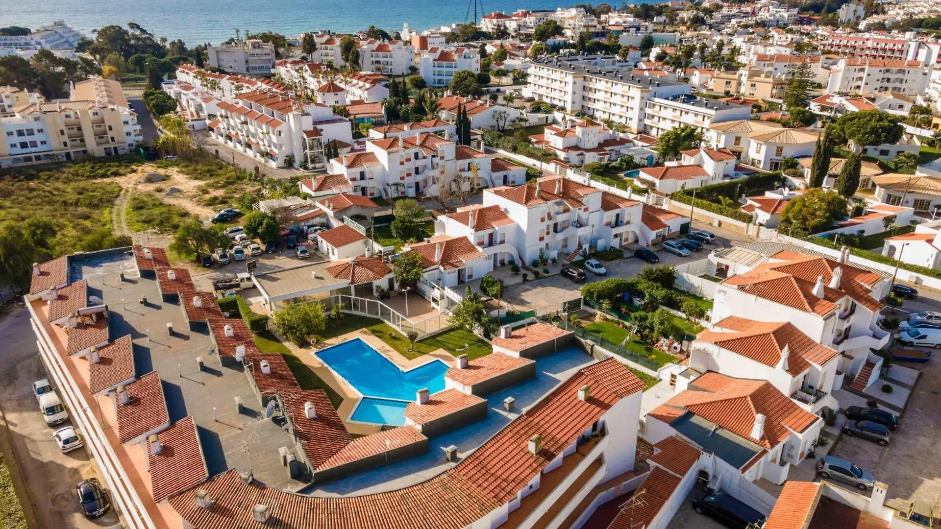 Santa Eulalia 2-Bedroom Apartment - Swimming Pool - Wifi Albufeira