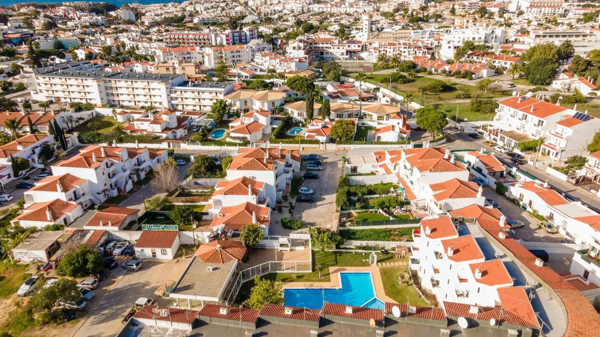 Santa Eulalia 2-Bedroom Apartment - Swimming Pool - Wifi Albufeira