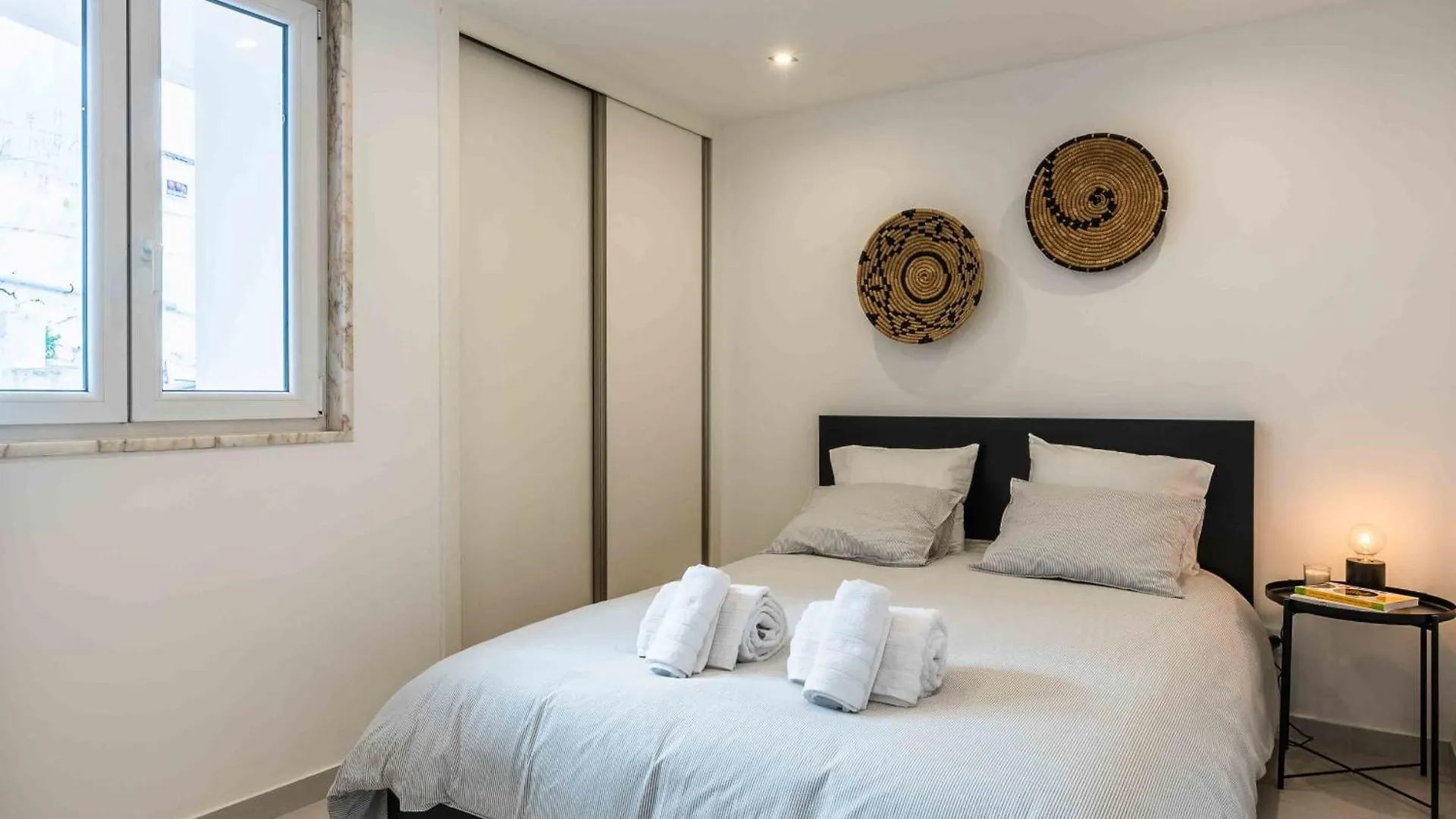 Santa Eulalia 2-Bedroom Apartment - Swimming Pool - Wifi アルブフェイラ